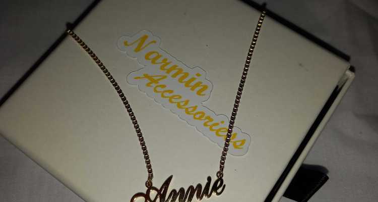 Customize name necklace